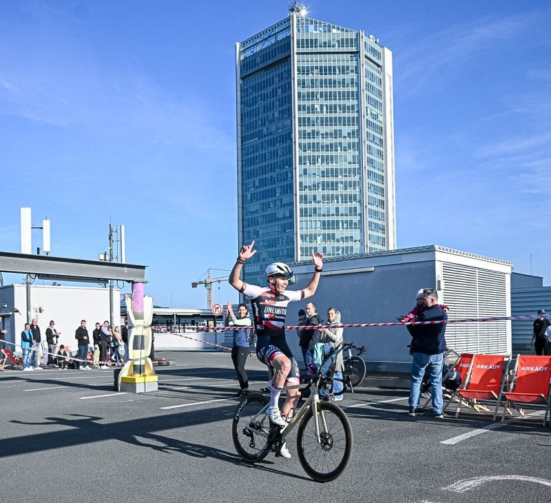 WhatsApp Image 2026-04-12 at 22.47.32 (1).jpg